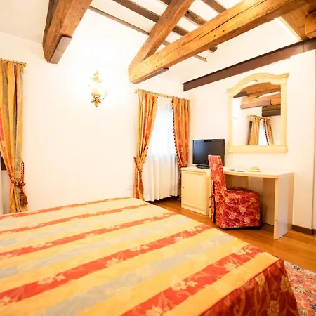 Furlani Apartments Venetië Buitenkant foto